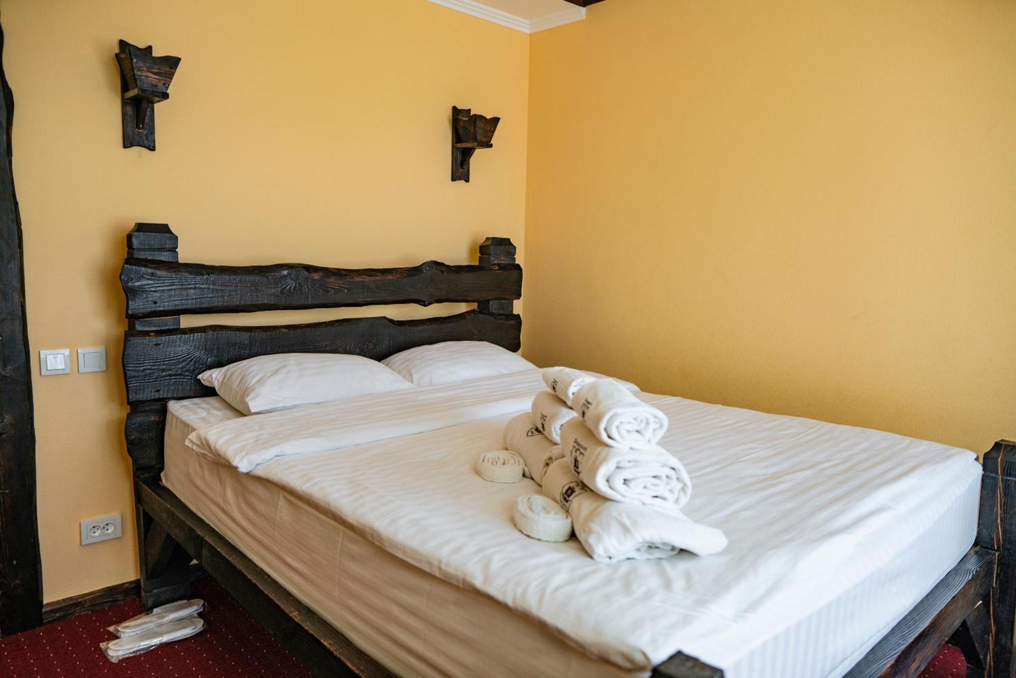 Dniprovskiy Dvir Stari Kodaky Quarto foto